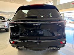 2026 ISUZU MU-X XT