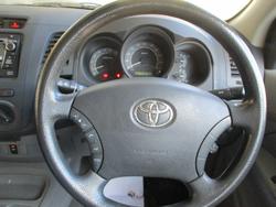2011 Toyota Hilux SR GGN15R MY10 White