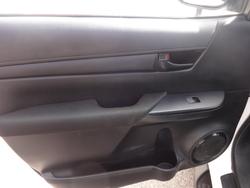 2019 Toyota
                Hilux 4X4 2.8L DSL D/C/C 6AT SR