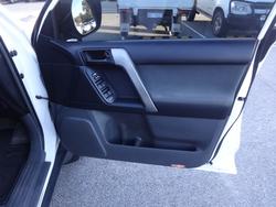 2012 TOYOTA
LANDCRUISER PRADO GX (4x4)
