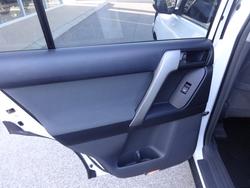 2012 TOYOTA
LANDCRUISER PRADO GX (4x4)