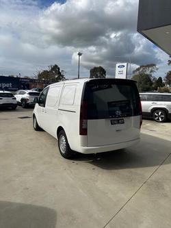 2023 Hyundai
                STARIA LOAD