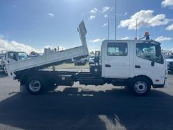 2014 Hino 300 917 917, DUAL CAB, MANUAL, 3 WAY TIPPER, X SHIRE