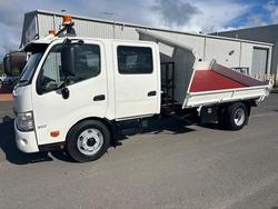 2014 Hino 300 917 917, DUAL CAB, MANUAL, 3 WAY TIPPER, X SHIRE