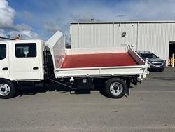 2014 Hino 300 917 917, DUAL CAB, MANUAL, 3 WAY TIPPER, X SHIRE