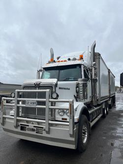Western Star 4864FXB