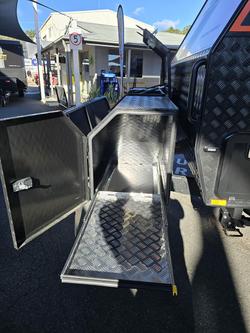 2025 Urban Caravans X'treme Family