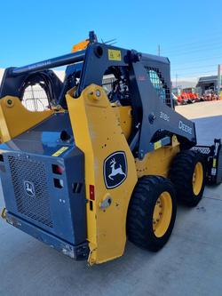 2019 John Deere 318G