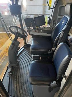 2017 New Holland Cr10.90