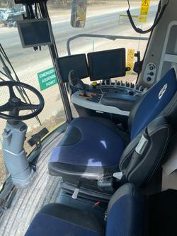 2017 New Holland Cr10.90