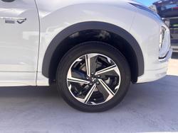 2024 Mitsubishi Eclipse Cross PHEV Exceed