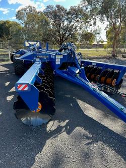 2024 Grizzly Tiny 230H - 76 Plate