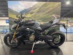 2024 Ducati Streetfighter V4 S Streetfighter Grey