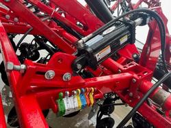 0 Massey Ferguson (Concord) Mf 9730-4010 Air Seeder Bar RED