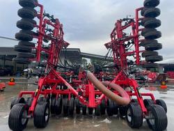 0 Massey Ferguson (Concord) Mf 9730-4010 Air Seeder Bar RED