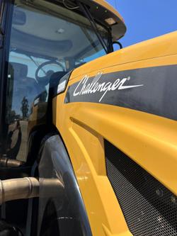 2019 Challenger Mt865e