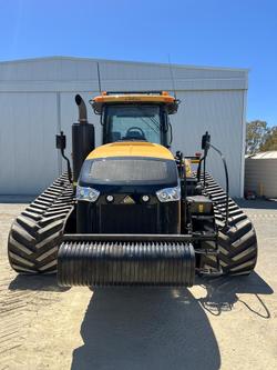 2019 Challenger Mt865e