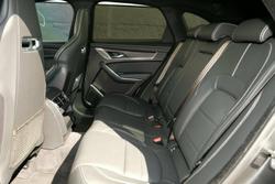 2023 Jaguar F-PACE 400 Sport X761 MY24 AWD Fuji White