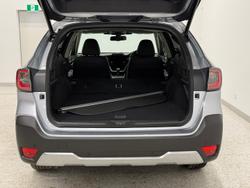 2024 Subaru
Outback AWD Touring