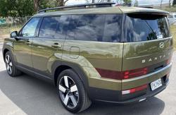 2024 Hyundai
Santa Fe Hybrid