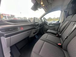 2024 Ford
                Transit Custom Trend 320S