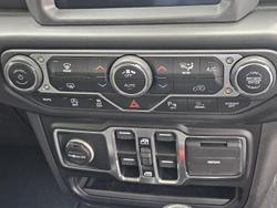 2023 Jeep
Gladiator Night Eagle