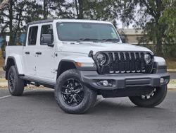 2023 Jeep
Gladiator Night Eagle