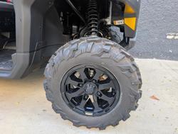 2024 Can-Am Defender HD10 DPS PRO Defender Yellow