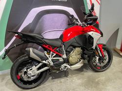 2023 Ducati Multistrada V4S Multistrada Red