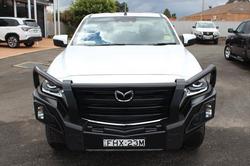 2024 MAZDA
                BT-50 XT (4x4)