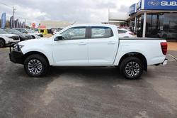 2024 MAZDA
                BT-50 XT (4x4)