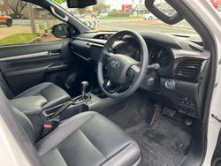 2023 TOYOTA HILUX ROGUE