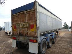 1981 Panther Tipper