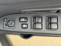 2024 Mitsubishi
ASX ES