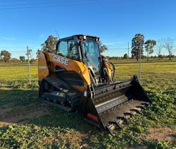 Case CE
Tr310b Compact Track Loader