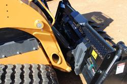 Case CE
Tr310b Compact Track Loader