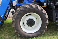 New Holland
T6020 Plus Cab Tractor
