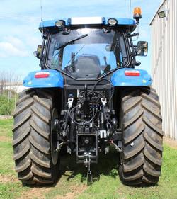 New Holland
T6020 Plus Cab Tractor