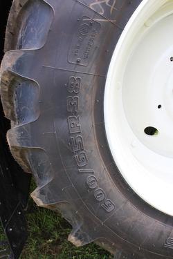 New Holland
T6020 Plus Cab Tractor