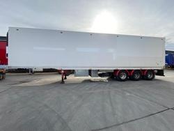 2008 FTE 22P Freezer Van White