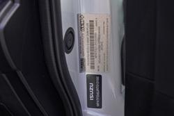 2024 Isuzu
D-MAX LS-M