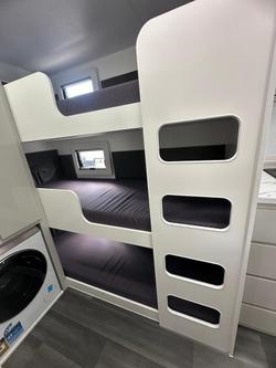 2024 JB Caravans Scorpion Sting 22*6 Fd Family Triple Bunk Air Bags