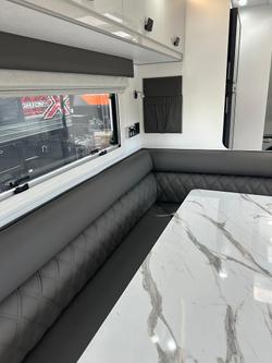 2024 JB Caravans Scorpion Sting 22*6 Fd Family Triple Bunk Air Bags