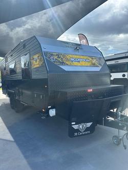 JB Caravans Scorpion Sting 22*6 FD Family Triple Bunk AIR Bags