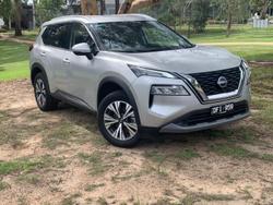 2023 Nissan
                X-TRAIL ST-L