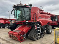 2020 CASE IH 8250 Combine Suspended Tracks