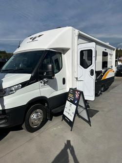 JB Caravans Iveco JB Touring 7.9 Single Beds
