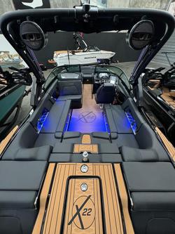 2024 MasterCraft X22