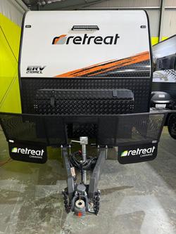 Retreat 210R Club Lounge