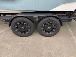 2023 MasterCraft XT22